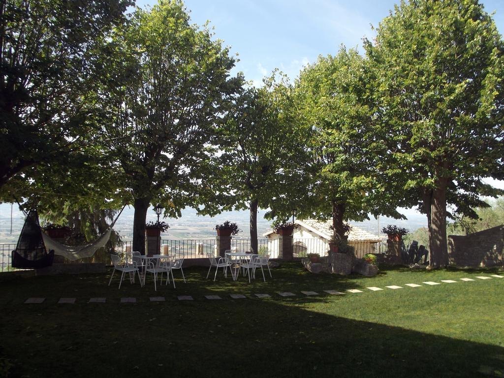 Agriturismo Villa Gabbiano Capodacqua  Bagian luar foto